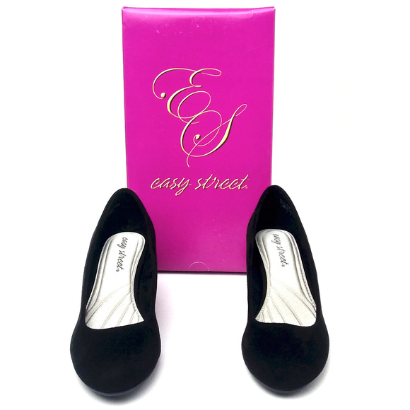 Easy Street Proper Pumps Black Super Suede 8W - Picture 2 of 8